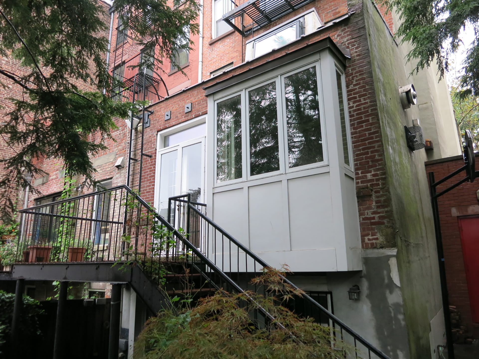 Bay window at the rear of a Brooklyn Heights townhouse before our renovation